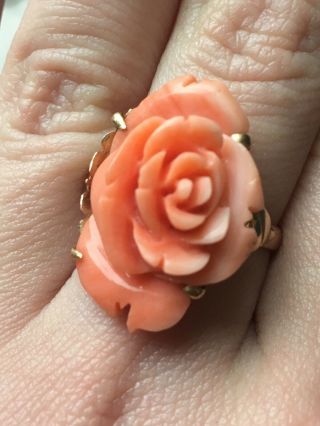 Vintage Antique Pink Coral 14kt Yellow Gold Ring Size 7 Carved Flower