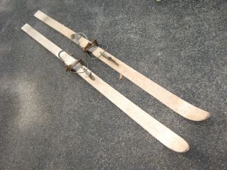Us Wwii Wood Skis 10th Mountain Division Dated 1943
