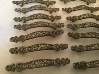 25 Vtg Drawer Pulls Handles Ornate Lacey Cutout National Brand 4