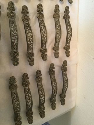 25 Vtg Drawer Pulls Handles Ornate Lacey Cutout National Brand 5