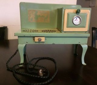 Vintage 1930’s Metal Ware Corp.  Empire Electric Children’s Stove/oven