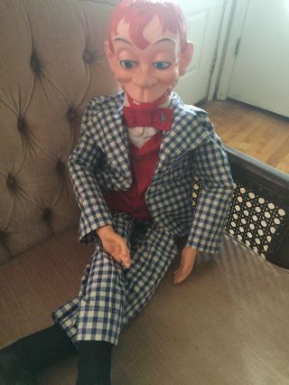 1968 Mortimer Snerd 30 " Ventriloquist Doll Juro Novelty