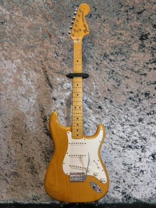 Fender Stratocaster 1975 Natural Rare Vintage Maple Fretboard W/Hard Case 4