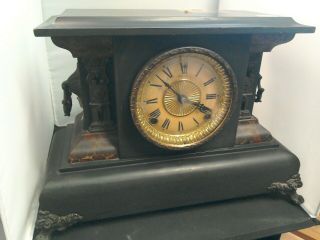 Vintage Sessions Mantle Clock With Key