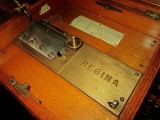 FINE ANTIQUE REGINA OAK TABLE TOP MUSIC BOX PATENT 1896 11 