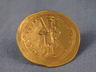 ANCIENT BYZANTINE COIN AD 1057 - 59 ISAAC I HISTAMENON GOLD CONSTANTINOPLE VF 7