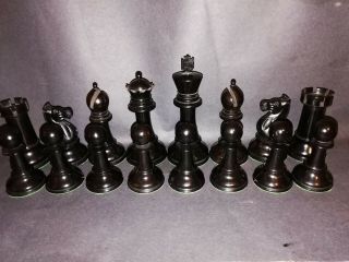 HUGE CLUB SIZE CHESS SET ANTIQUE F H AYRES STAUNTON C 1900 4.  72 INCH KNIGS 5