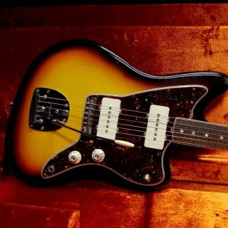 Fender American Vintage ' 65 Jazzmaster 3 - Color Sunburst 9