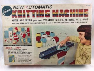 1640 Kenner 1966 Automatic Knitting Machine Vtg