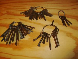 Vintage Antique Keys - - Many Handfuls - Shapes/sizes - - Skeleton