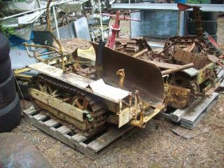 Antique Agricat Mini Dover agri cat bulldozer crawler struck windolph vaughan 5