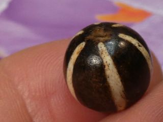 ANCIENT PUMTEK PYU BEAD  6 STRIPE SUN RAY  RARE 13.  8 MM DEEP SMOOTH PATINA 3