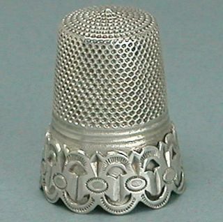 Antique Scalloped Band French Silver Thimble Circa 1900