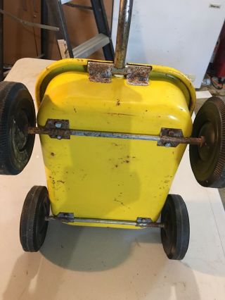 VINTAGE AMF Wee Wagon Metal YELLOW Childs Toy 4