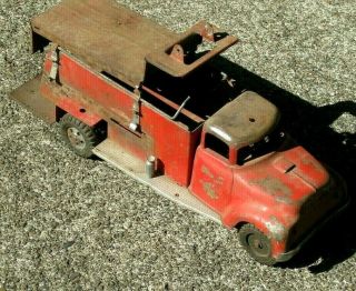 Vintage 1950’s Tonka No.  5 Metal Toy Pumper Fire Truck & Fire Hydrant Parts 8