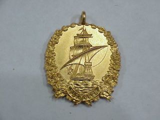 621 Solid 14k Gold Mayflower Descendants Pendant 10.  7 Grams Plymouth