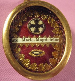 Antique & Ornate Theca Case With A Relic Of St.  Mary Magdalene.