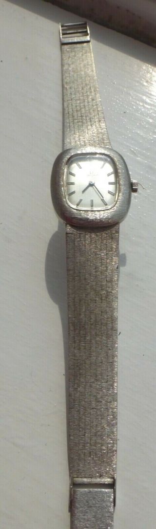 Vintage 1970 ' s Ladies SOLID 18k White Gold OMEGA Watch,  strap 45gr,  hallmarked 750 10