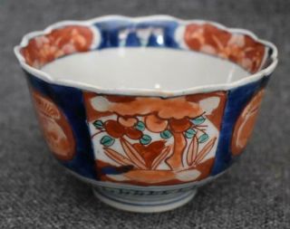 Lovely Antique Japanese Export Hand Painted Imari Porcelain Scalloped Edge Bowl