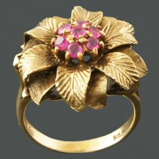 Solid 18K Yellow Gold, .  42 Cttw Pink Sapphire Detailed Flower Estate Ring 2
