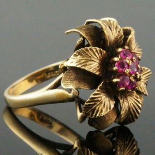 Solid 18K Yellow Gold, .  42 Cttw Pink Sapphire Detailed Flower Estate Ring 4