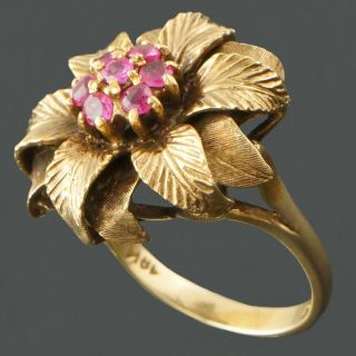 Solid 18K Yellow Gold, .  42 Cttw Pink Sapphire Detailed Flower Estate Ring 6