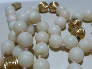 ESTATE 14K YELLOW GOLD ANGEL SKIN PACIFIC WHITE CORAL BEADED NECKLACE 28 GRAMS 3