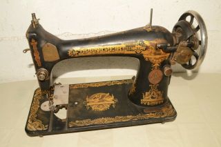 1930 Antique Singer Sewing Machine Sphinx Model 27 Treadle Head