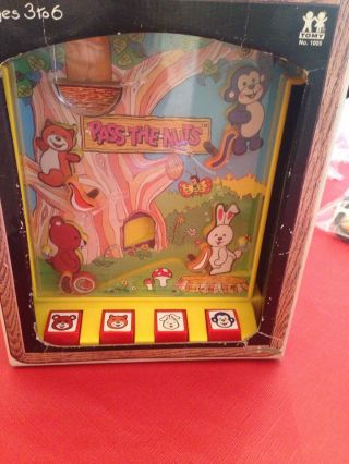 Vintage 1974 Tomy Pass - The - Nuts Flipper Pinball Hand Held Animal Game 4