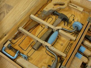 Vintage Handy Andy Carpenters Tool Set 602 w/wood case nearly complete 2