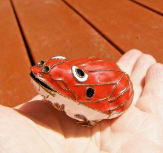 VINTAGE VERY RARE CLOISONNE ENAMEL RED FROG BELIEVED CHINESE 5