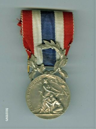 France Military Civilian French Medal - Ministere De L 