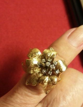 Vintage Solid 14k Yellow Gold Diamonds Flower Ring Size 6