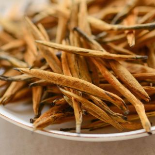 Nonpareil Organic Ancient Tree Golden Needles Dian Hong Yunnan Gold Black Tea 2