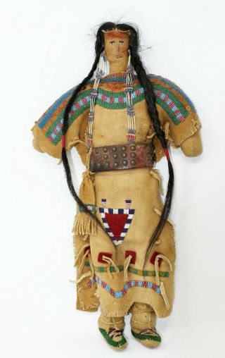 Antique Sioux Plains 19 " Handmade And Beaded Doll Musuem Quality