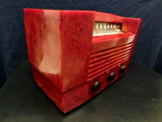 VINTAGE RCA VICTOR ANTIQUE OLD ART DECO MARBLED RED CATALIN BAKELITE TUBE RADIO 3