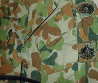 Australian Military DCPU camo shirt with insignia 2