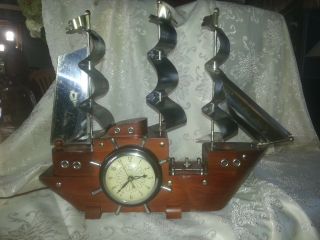 Vintage United Model 811 Wood Sailing Clipper Ship Mantel Clock Well