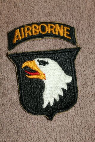 Ww2 U.  S.  Army 101st Airborne Division Two Piece Uniform Patch