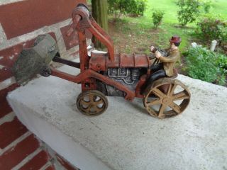 Vintage Cast Iron Tractor Farm Toy Bucket Tractor Display
