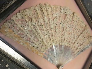Antique French Hand Carved Mother Of Pearl Belgian Brussels Lace Fan Stars Vtg