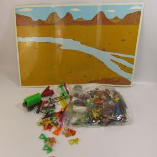 Vintage Redbox Wild West Play Set 1980 ' s Plastic Cowboys & Indians Western Toys 3