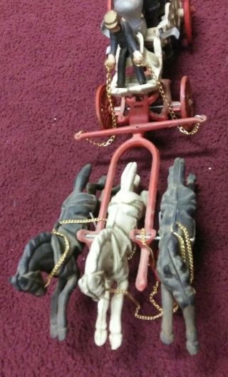 VINTAGE FIRE ENGINE water wagon 3 HORSE DRAWN CAST IRON FIRE water pumper WAGON 4