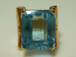 RETRO 14K YELLOW GOLD LARGE BLUE TOPAZ WOMENS HEAVY CHUNKY COCKTAIL RING SIZE 7 3