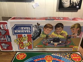 Ideal Corp.  Evel Knievel Stunt (board) Game 1974