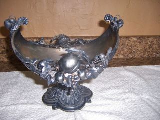 Antique Ornate Silver Plate Fruit Bowl Middletown Plate Co Worn But