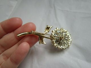 Vintage 18K Yellow Gold Diamonds Flower Pin Brooch 8