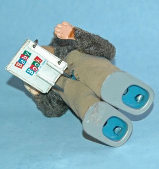 1960 vintage ALPS Japan tin WIND UP clockwork READING BEAR 7 