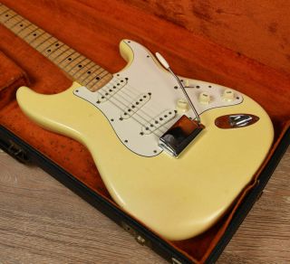 Vintage 1971 Fender Stratocaster Olympic White