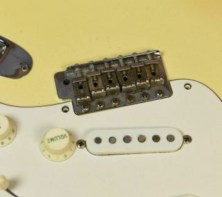 Vintage 1971 Fender Stratocaster Olympic White 9